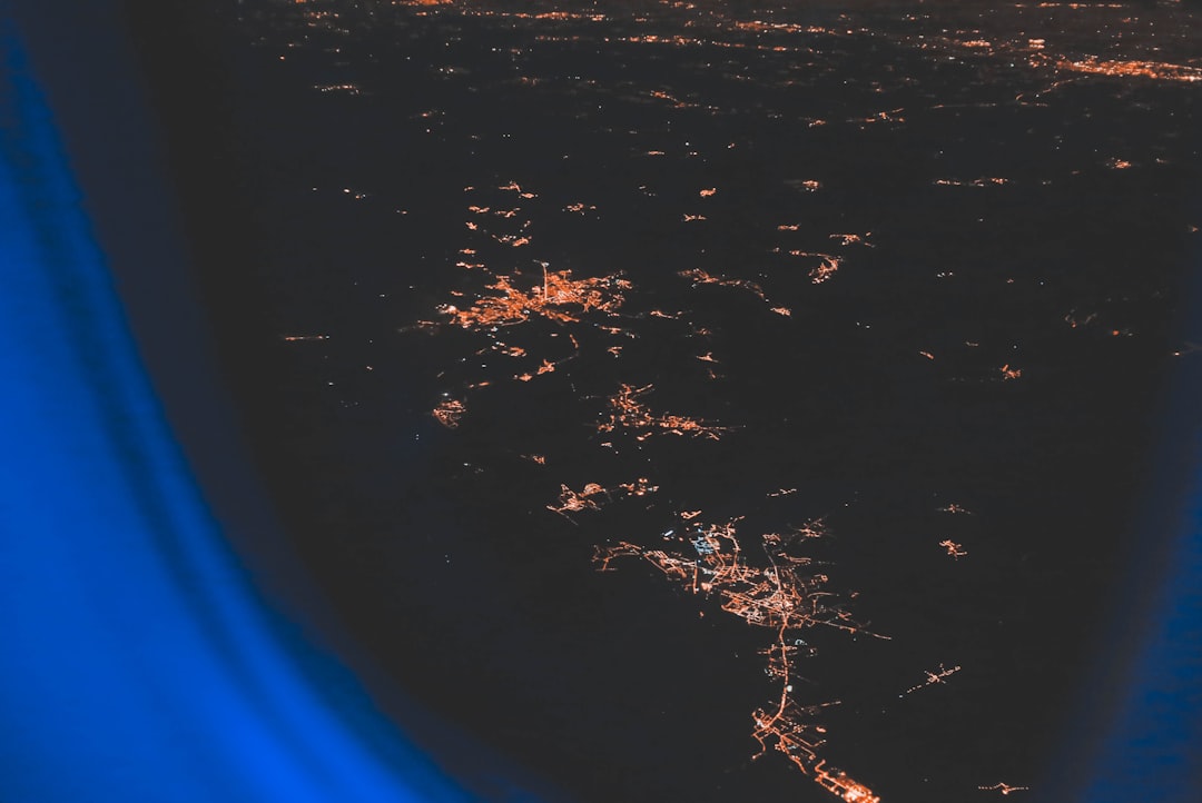 国際宇宙ステーションから見た地球の夜景