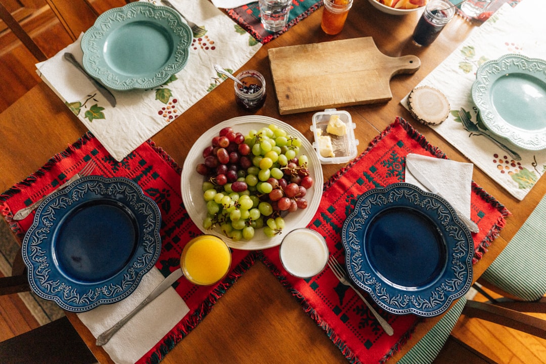 楽しい家族の食事風景