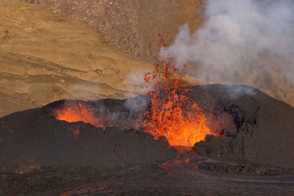 マントルプルームと火山