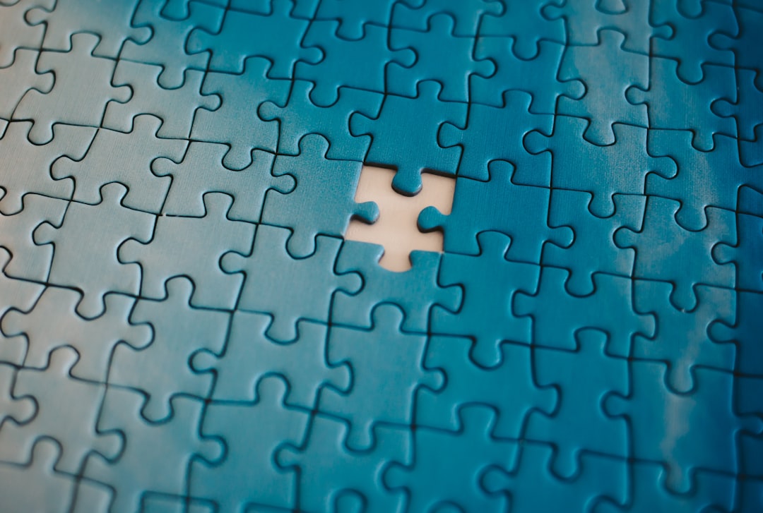 パズルのピースが埋まるイメージ